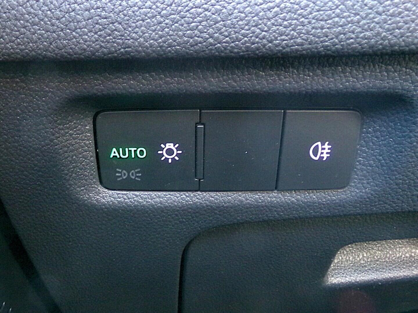 O419V07712_22.webp_OCTAVIA Active 2.0 TDI 85 kW manuál, DPH