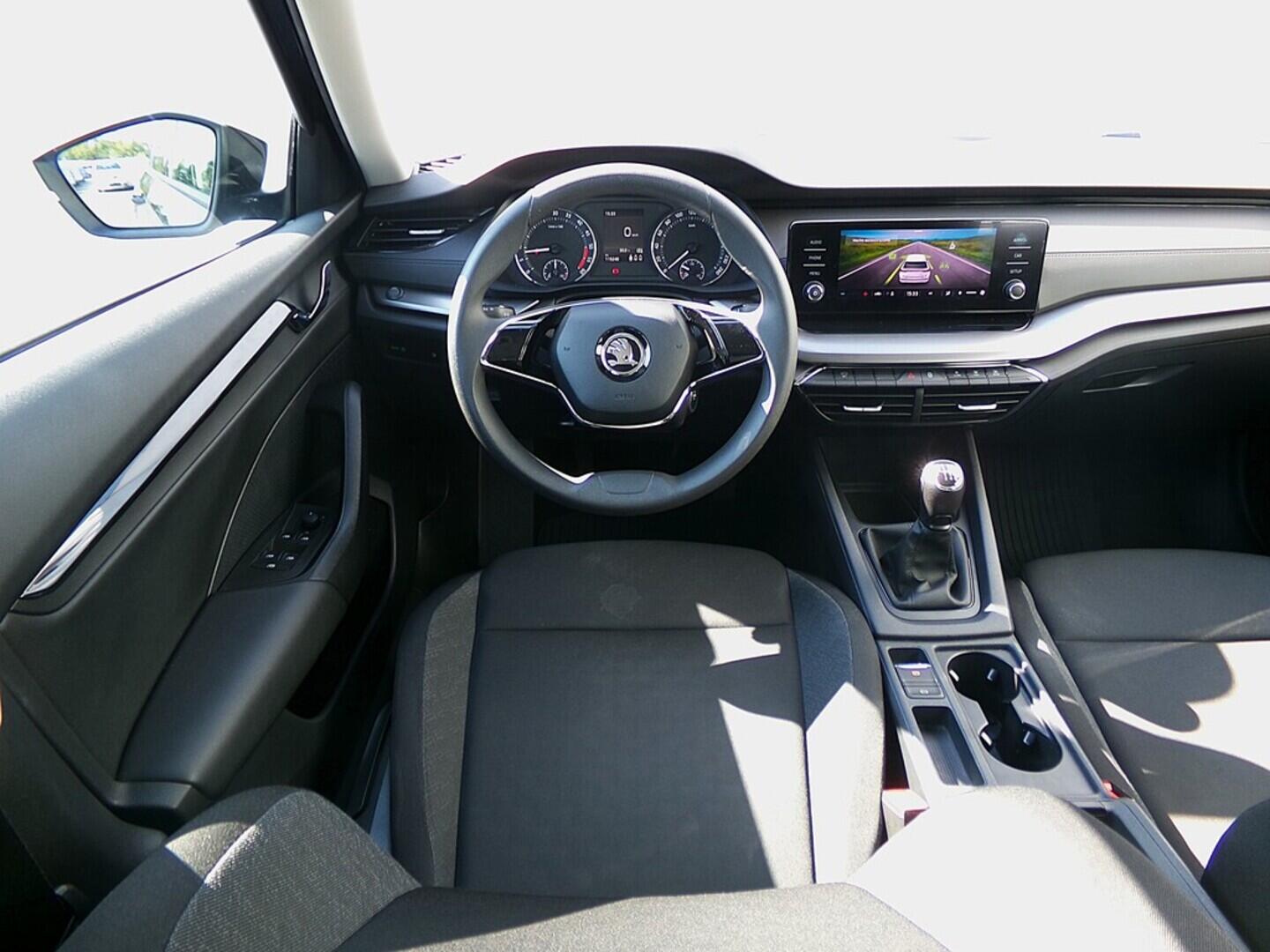 O419V07712_24.webp_OCTAVIA Active 2.0 TDI 85 kW manuál, DPH
