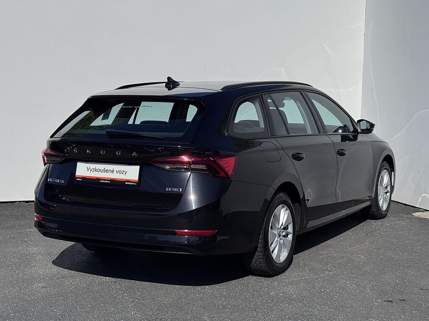 O419V07713_11.webp_OCTAVIA Ambition 1.5 TSI 110 kW automat, DPH