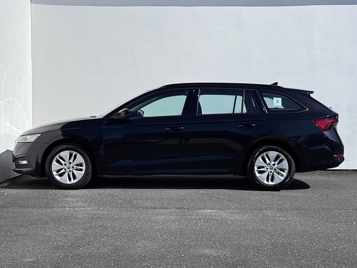 O419V07713_12.webp_OCTAVIA Ambition 1.5 TSI 110 kW automat, DPH