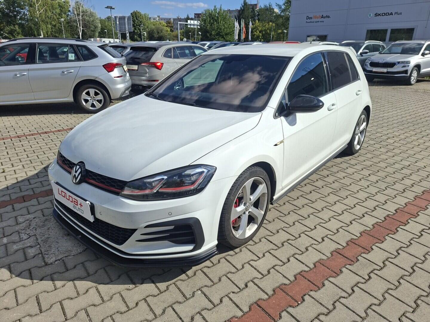 O419V07717_10.webp_GOLF GTI Performance 2.0 TSI 180 kW manuál