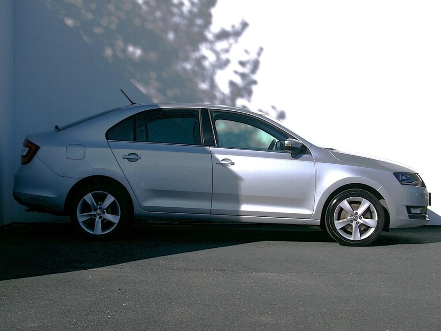 O419V07718_16.webp_RAPID Style 1.0 TSI 81 kW automat