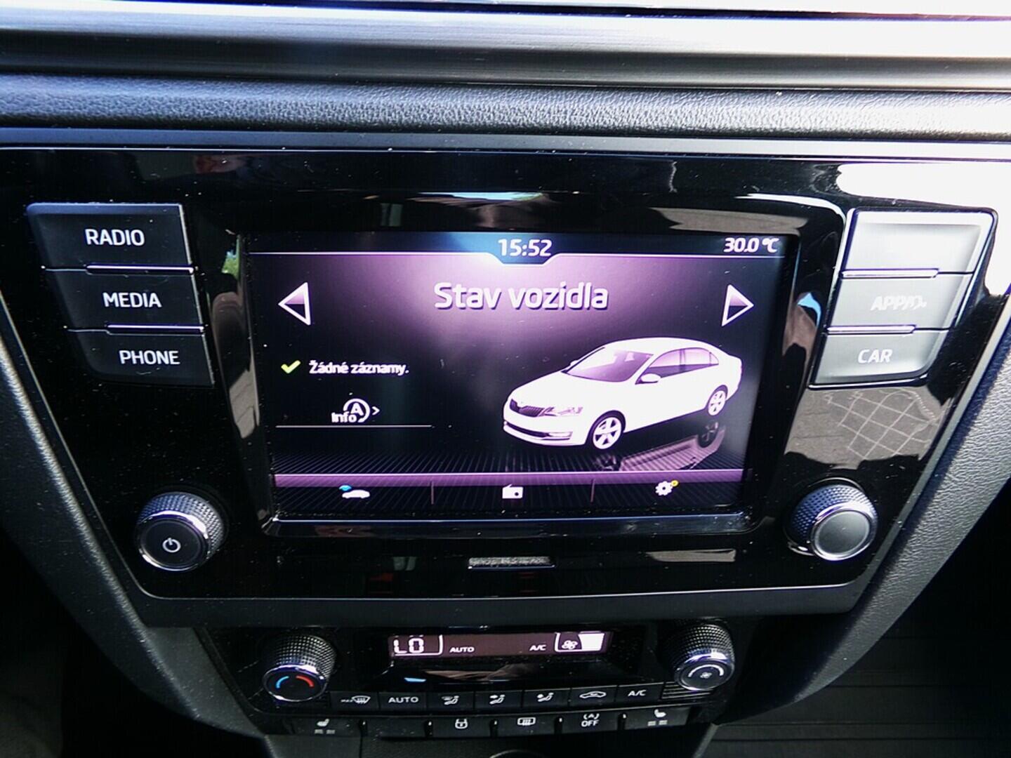 O419V07718_25.webp_RAPID Style 1.0 TSI 81 kW automat