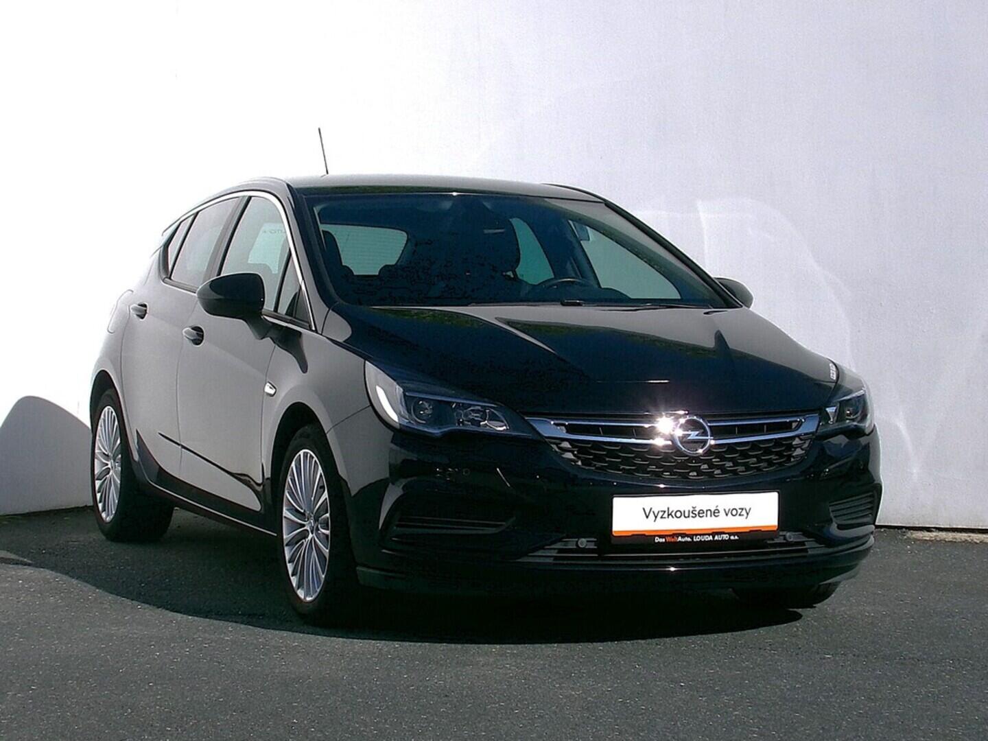 O419V07736_14.webp_ASTRA Enjoy 1.4  92 kW manuál