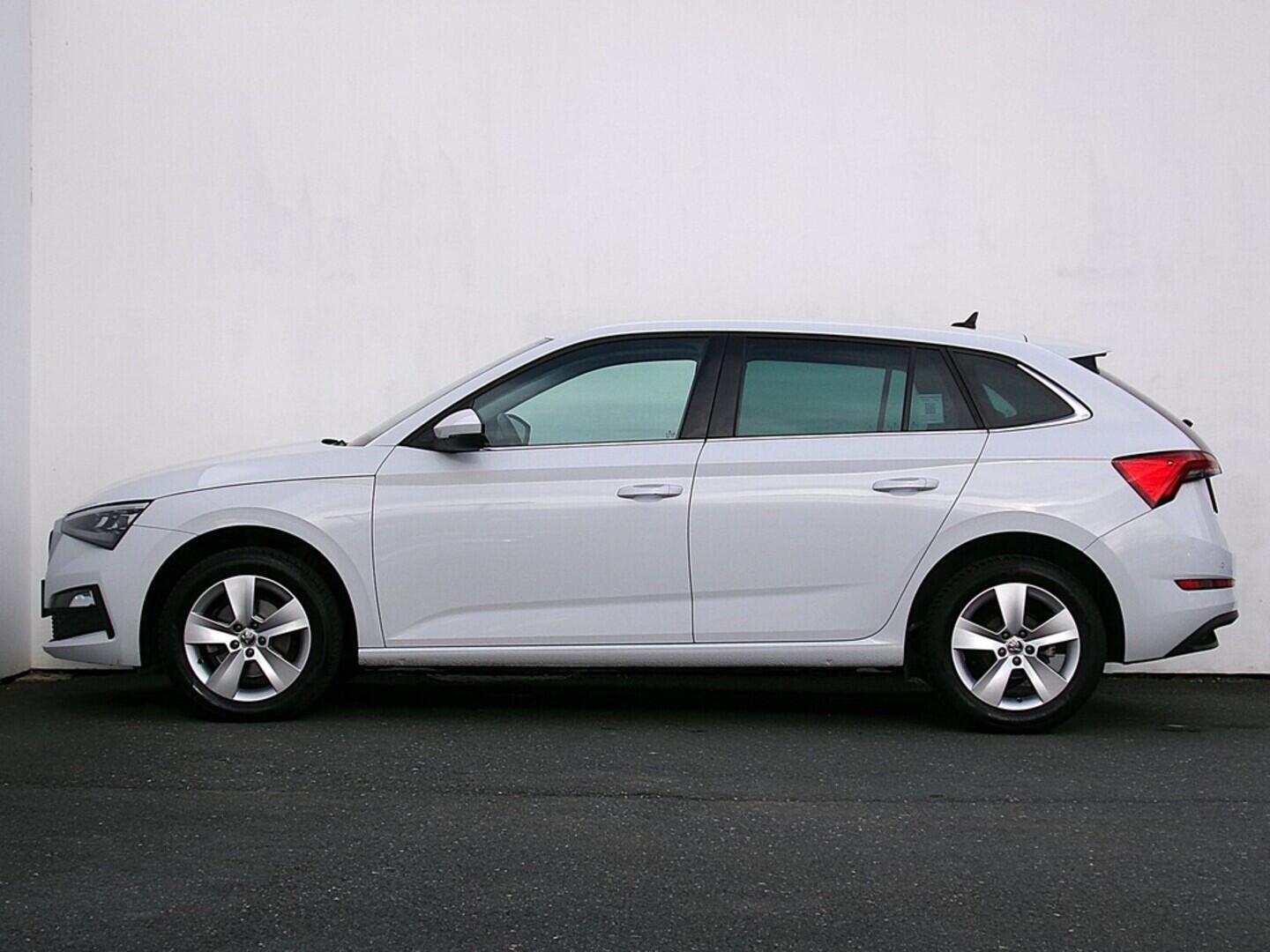 O419V07743_12.webp_SCALA  1.0 TSI 81 kW manuál, DPH