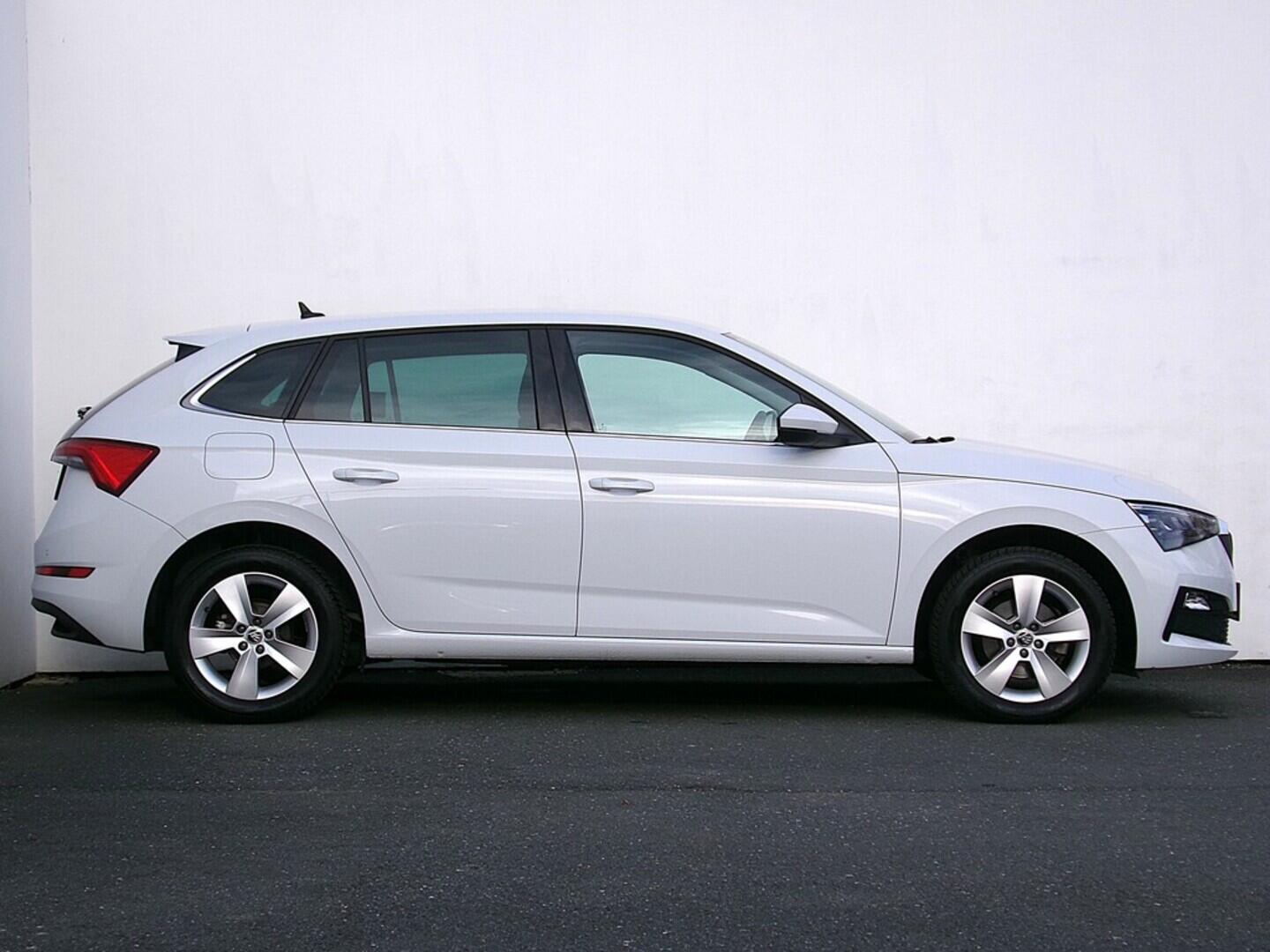 O419V07743_16.webp_SCALA  1.0 TSI 81 kW manuál, DPH