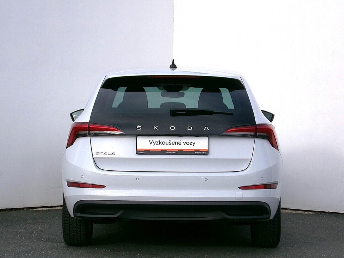 O419V07743_17.webp_SCALA  1.0 TSI 81 kW manuál, DPH