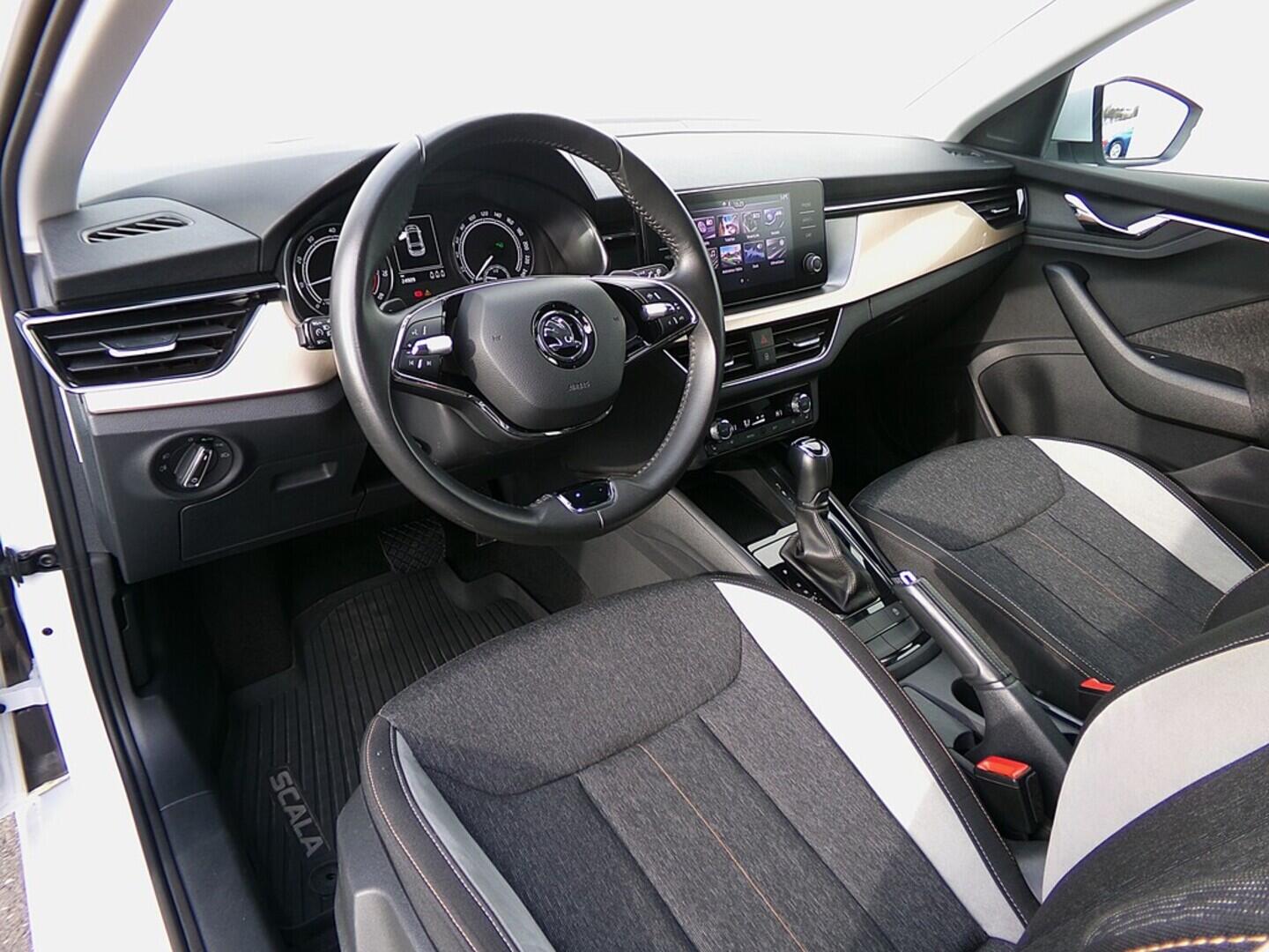 O419V07743_19.webp_SCALA  1.0 TSI 81 kW manuál, DPH