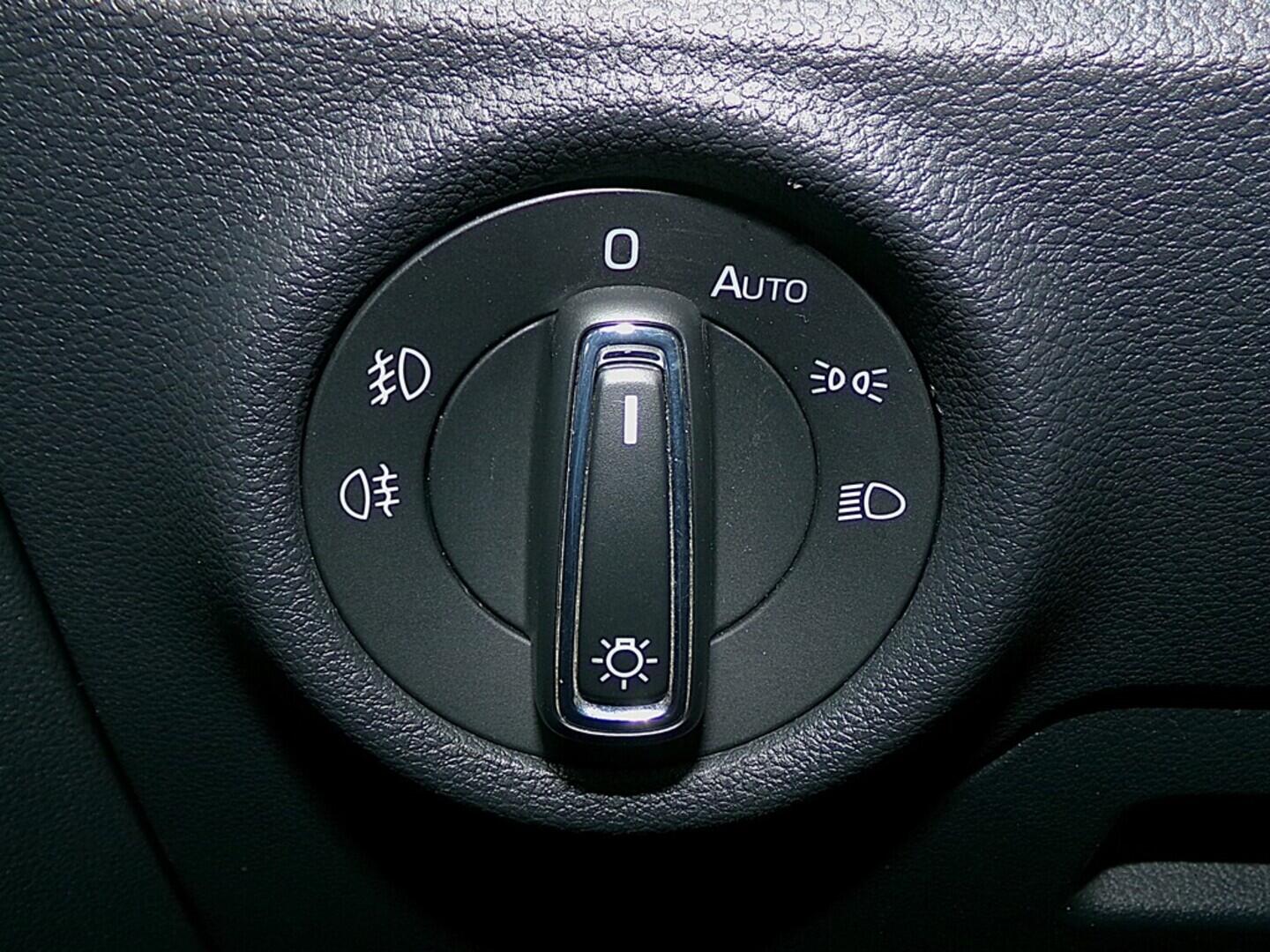 O419V07743_22.webp_SCALA  1.0 TSI 81 kW manuál, DPH