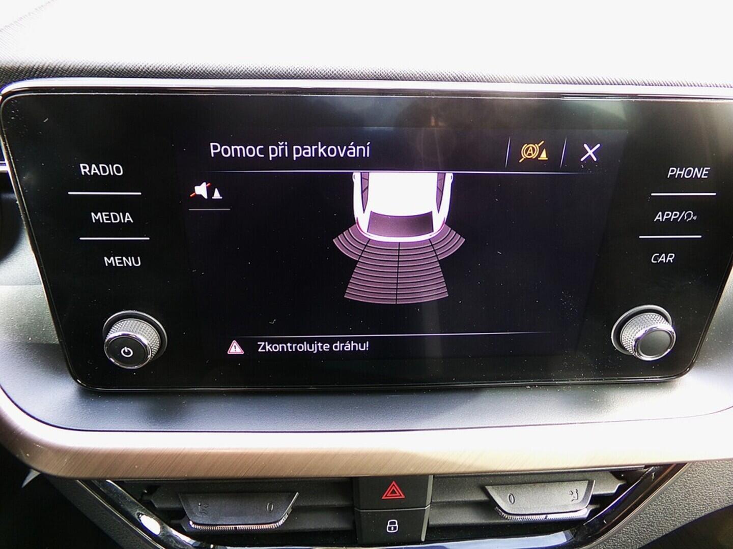 O419V07743_29.webp_SCALA  1.0 TSI 81 kW manuál, DPH