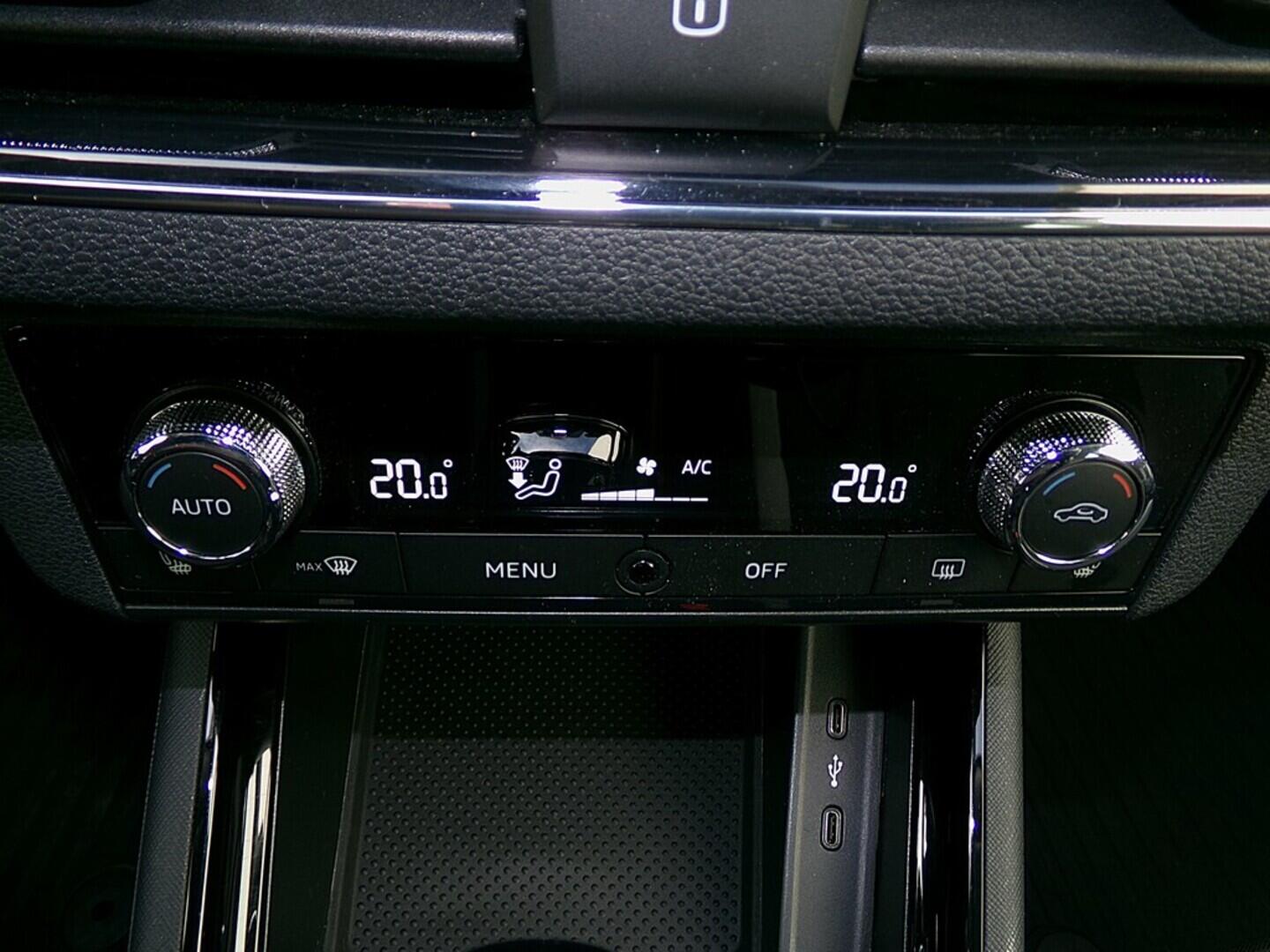 O419V07743_31.webp_SCALA  1.0 TSI 81 kW manuál, DPH