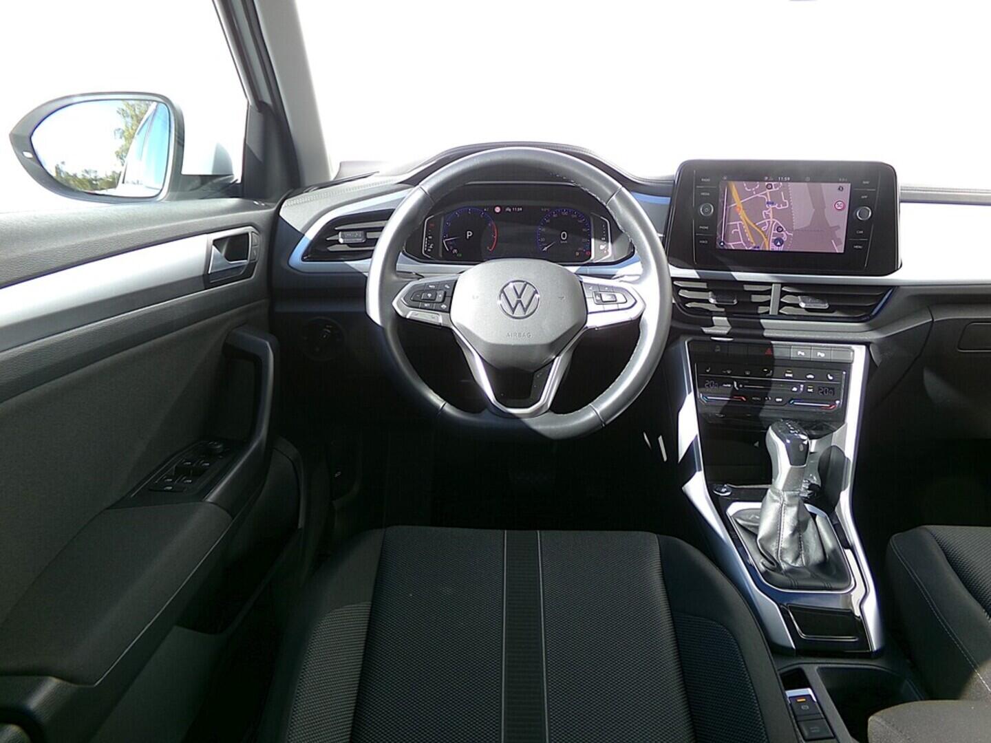 O419V07750_25.webp_T-ROC Life 1.5 TSI 110 kW automat, DPH