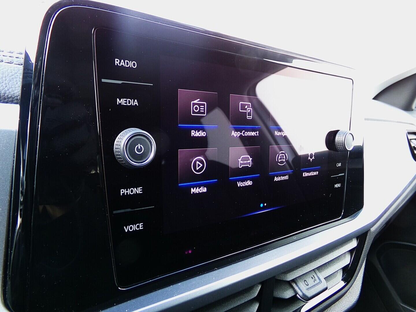 O419V07750_26.webp_T-ROC Life 1.5 TSI 110 kW automat, DPH