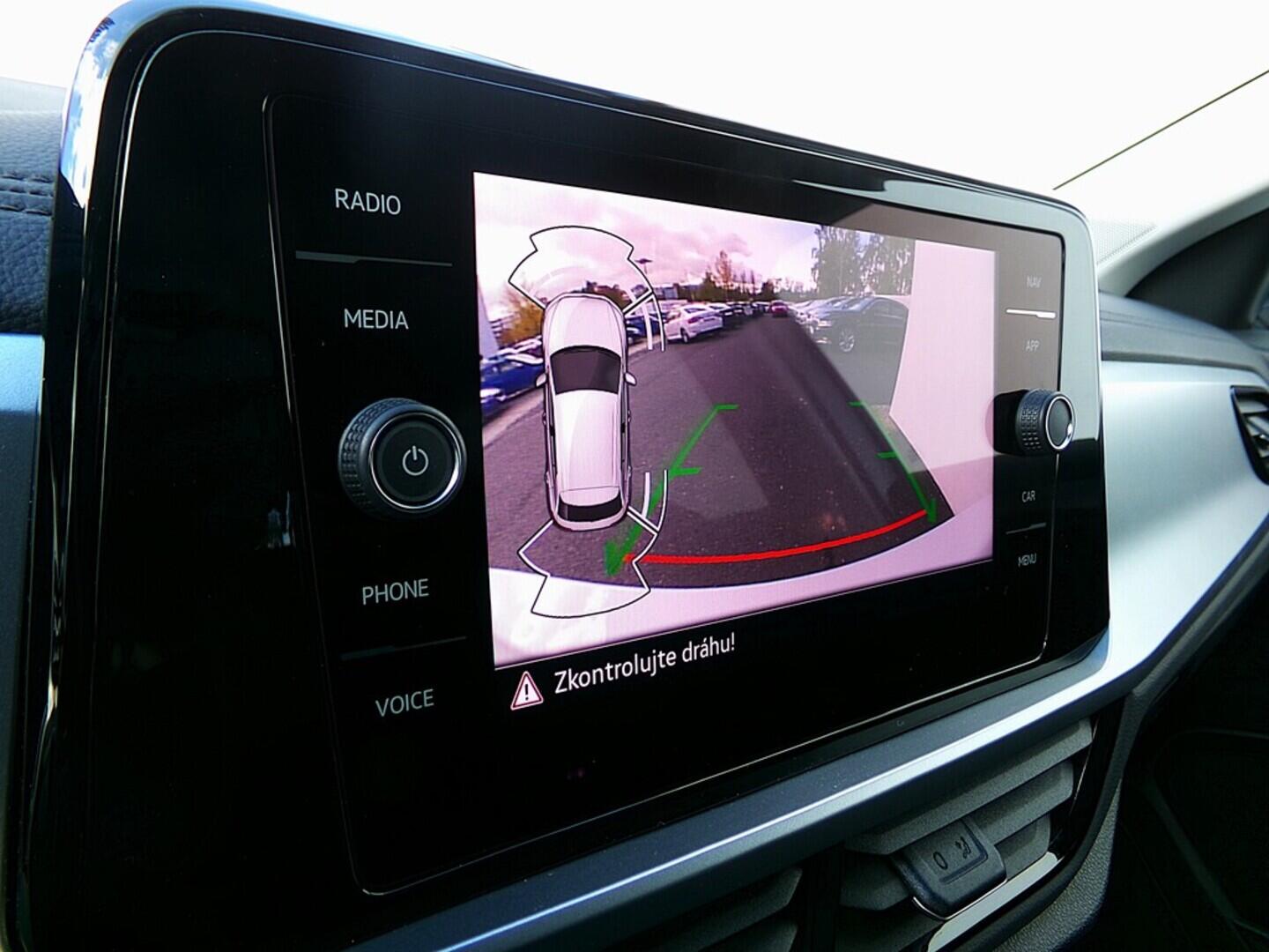 O419V07750_31.webp_T-ROC Life 1.5 TSI 110 kW automat, DPH