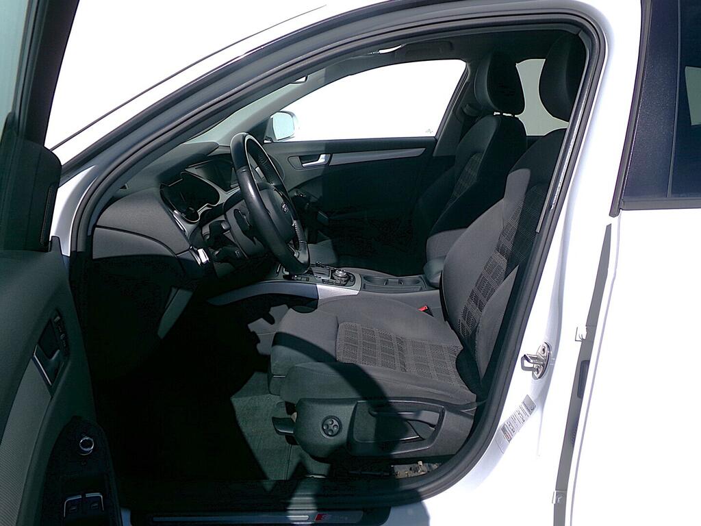 O419V07755_20.webp_A4 S-line 2.0 TDI 110 kW automat