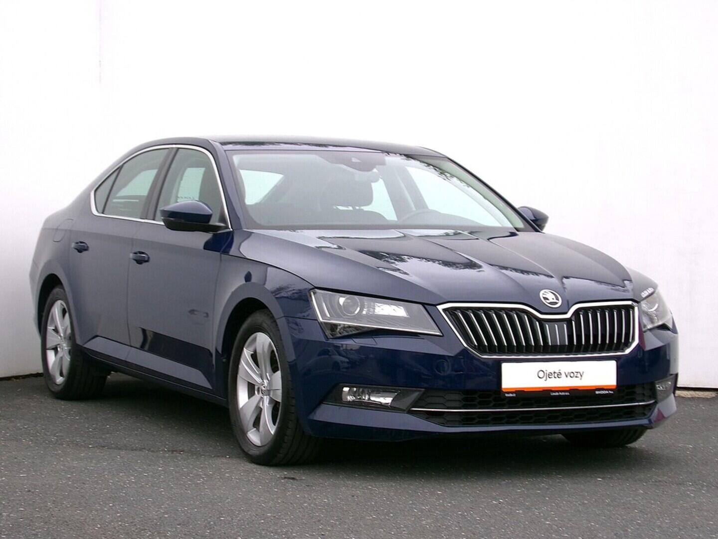 O419V07756_14.webp_SUPERB Ambition 2.0 TDI 110 kW automat