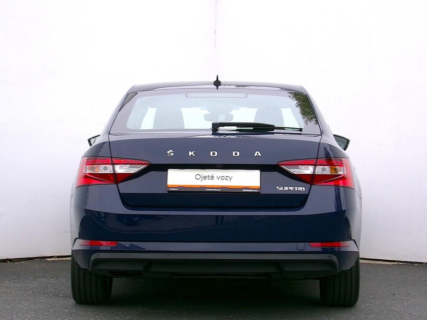 O419V07756_17.webp_SUPERB Ambition 2.0 TDI 110 kW automat