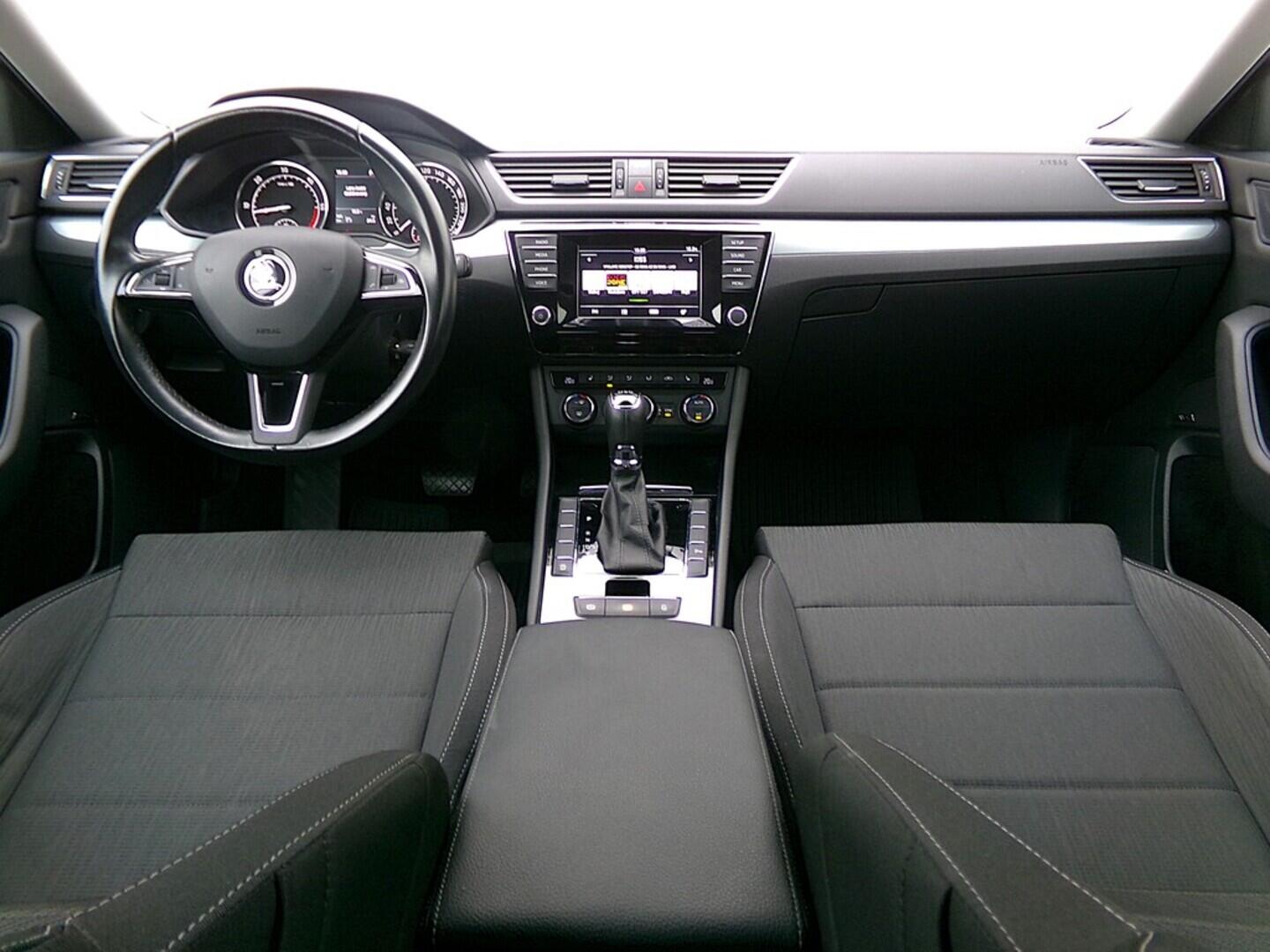 O419V07756_18.webp_SUPERB Ambition 2.0 TDI 110 kW automat