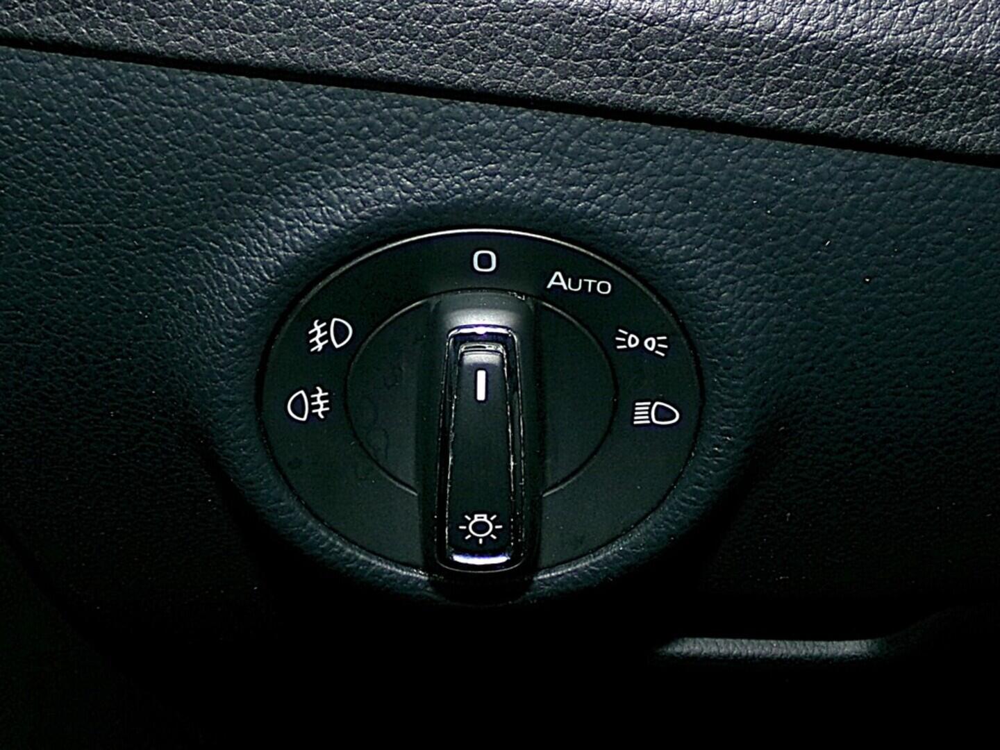 O419V07756_22.webp_SUPERB Ambition 2.0 TDI 110 kW automat