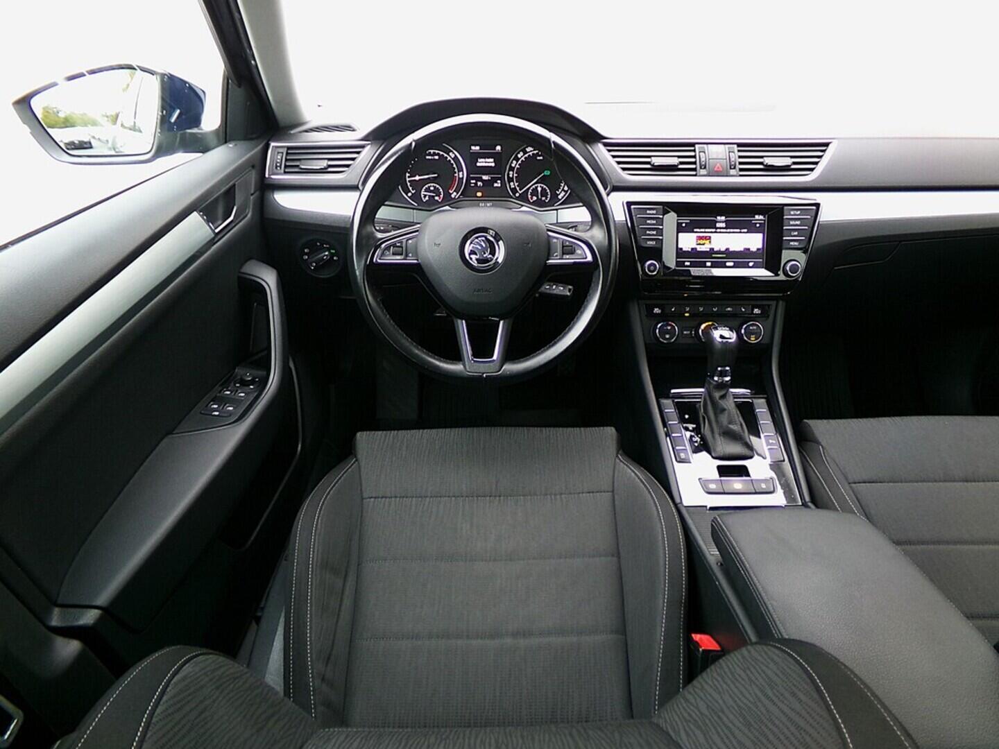 O419V07756_24.webp_SUPERB Ambition 2.0 TDI 110 kW automat