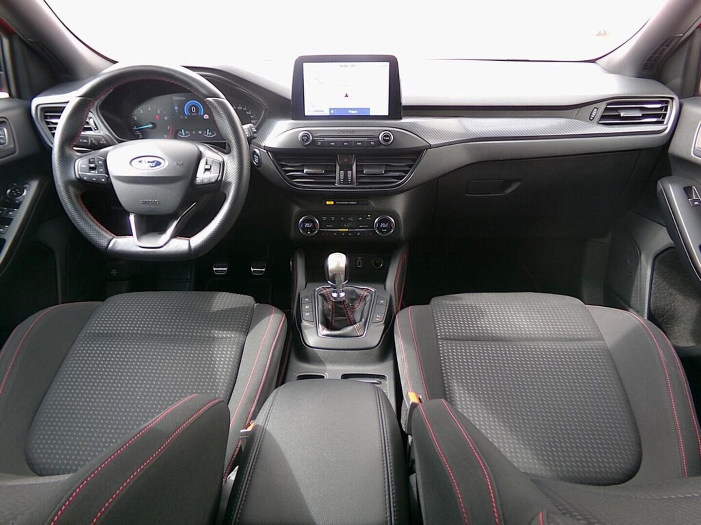 O419V07758_18.webp_FOCUS ST line 1.0  92 kW manuál