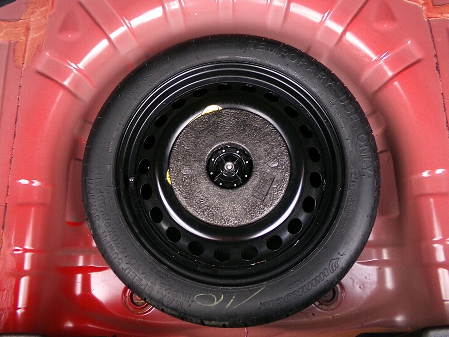 O419V07758_34.webp_FOCUS ST line 1.0  92 kW manuál