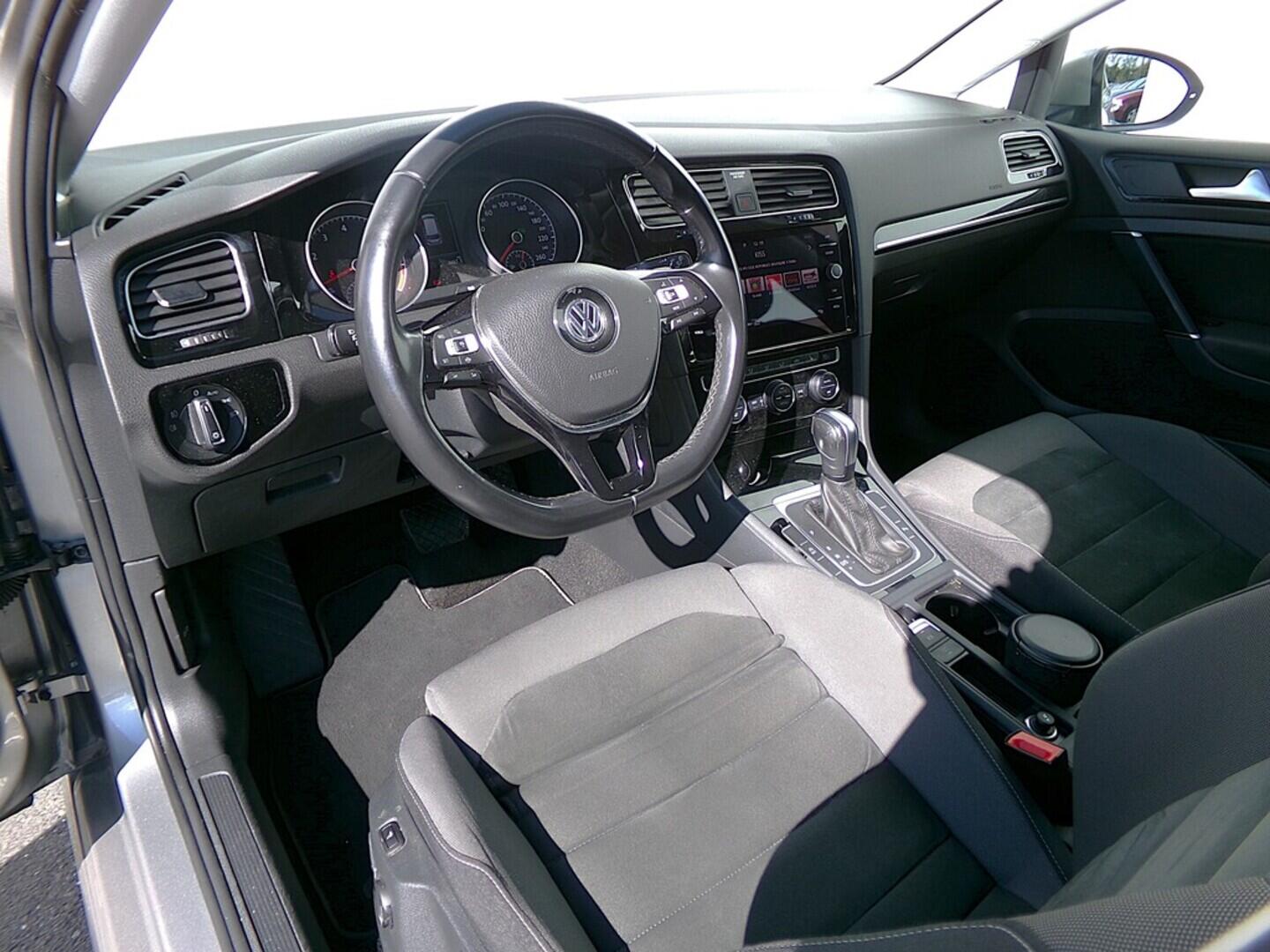 O419V07760_19.webp_GOLF VARIANT Highline 1.5 TSI 110 kW automat, DPH