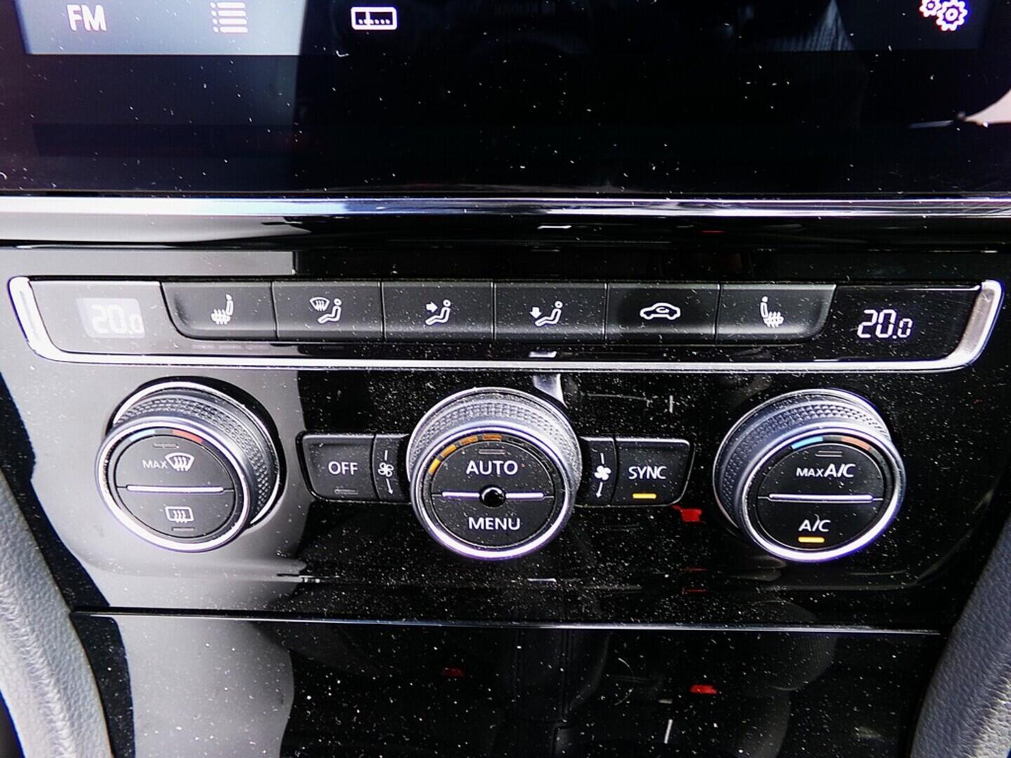 O419V07760_29.webp_GOLF VARIANT Highline 1.5 TSI 110 kW automat, DPH