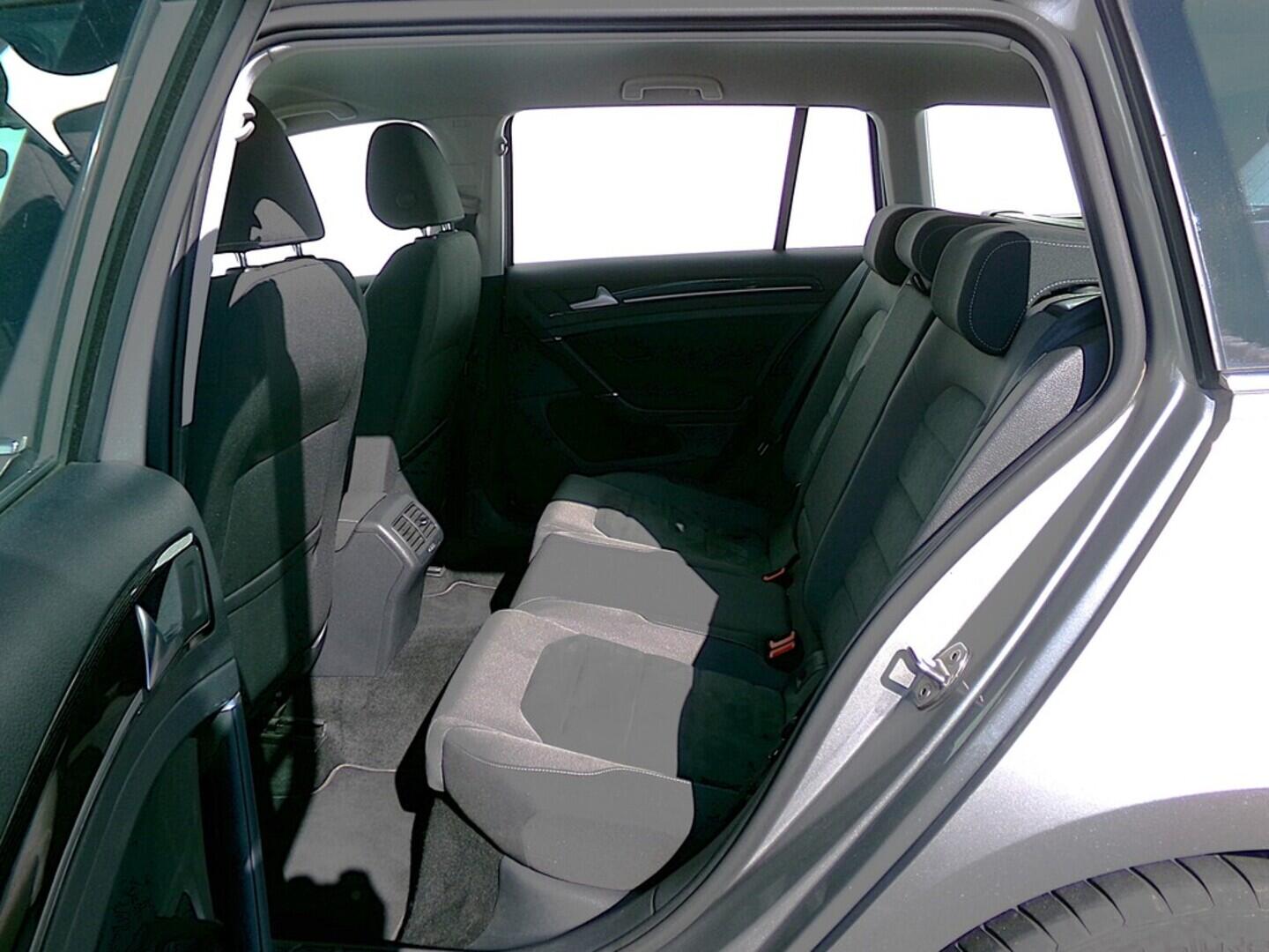 O419V07760_31.webp_GOLF VARIANT Highline 1.5 TSI 110 kW automat, DPH