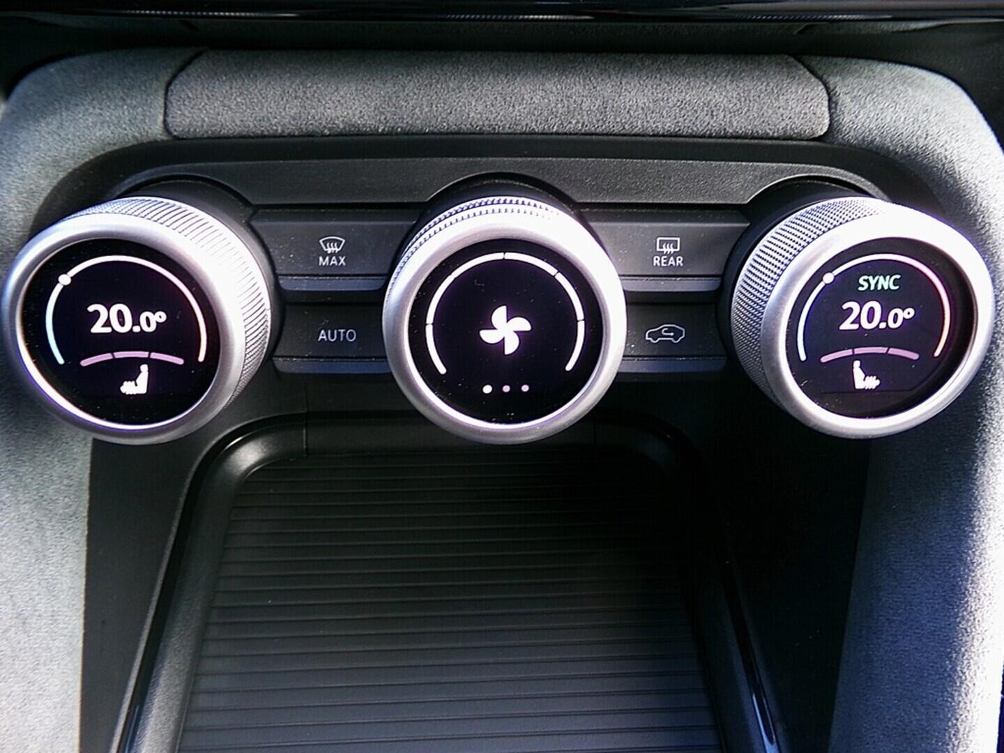 O419V07761_30.webp_KODIAQ Selection 2.0 TDI 110 kW automat, DPH