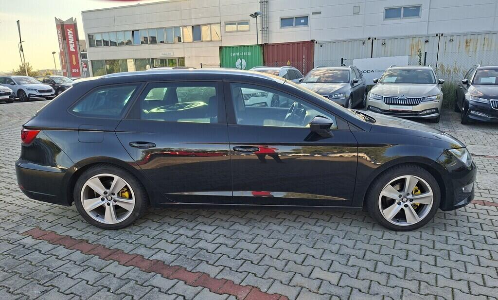 O419V07784_12.webp_LEON FR 2.0 TDI 110 kW manuál