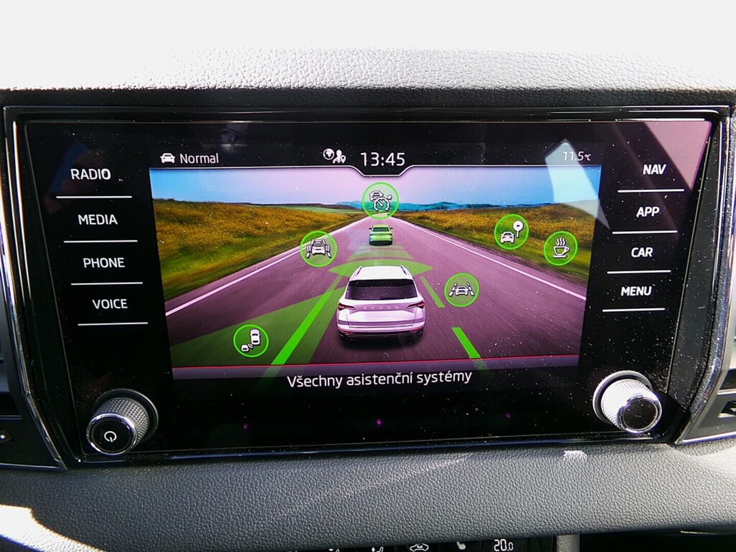 O419V07788_28.webp_KAROQ Style 1.5 TSI 110 kW automat, DPH