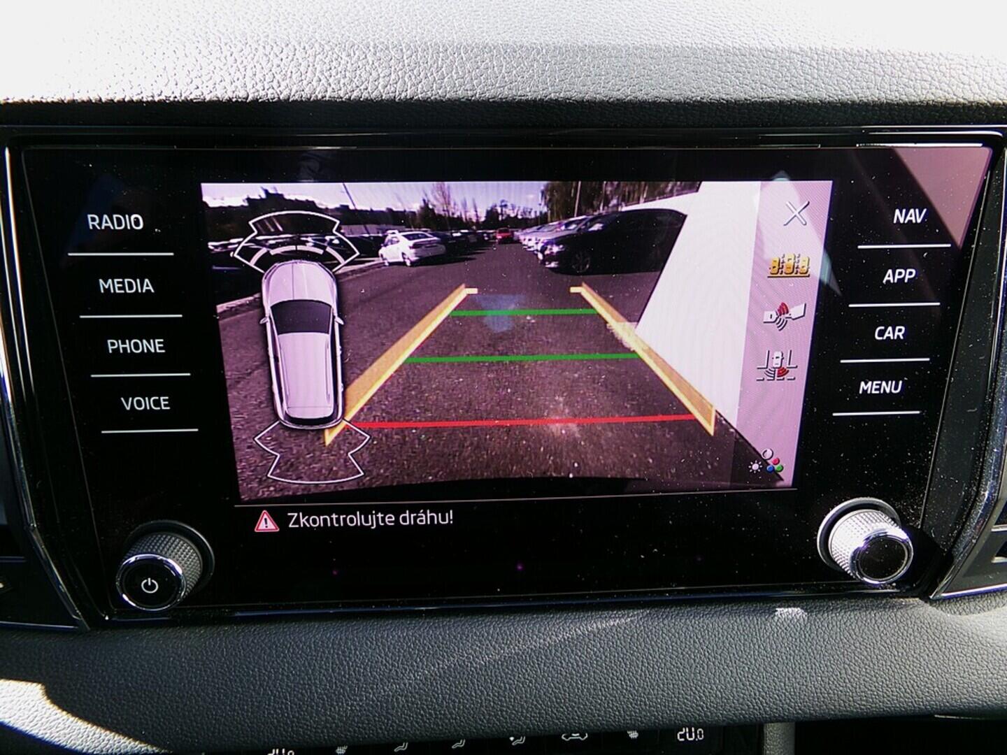 O419V07788_30.webp_KAROQ Style 1.5 TSI 110 kW automat, DPH