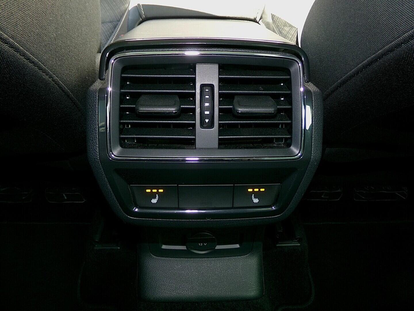 O419V07788_33.webp_KAROQ Style 1.5 TSI 110 kW automat, DPH