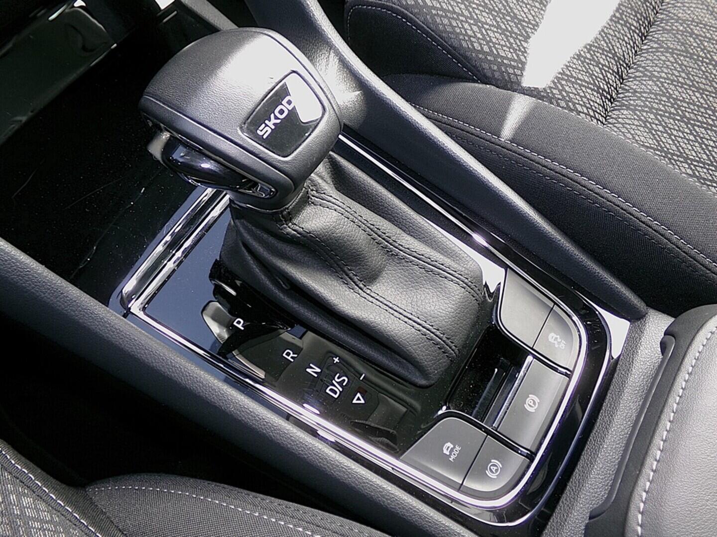 O419V07788_34.webp_KAROQ Style 1.5 TSI 110 kW automat, DPH