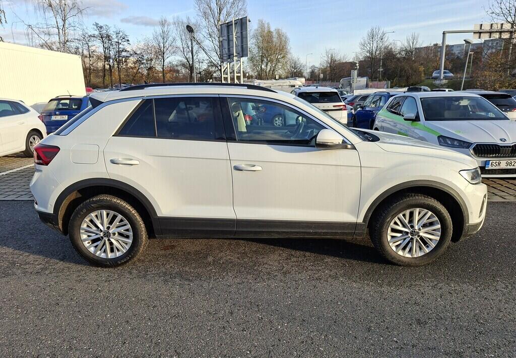 O419V07791_12.webp_T-ROC Life 1.5 TSI 110 kW automat, DPH