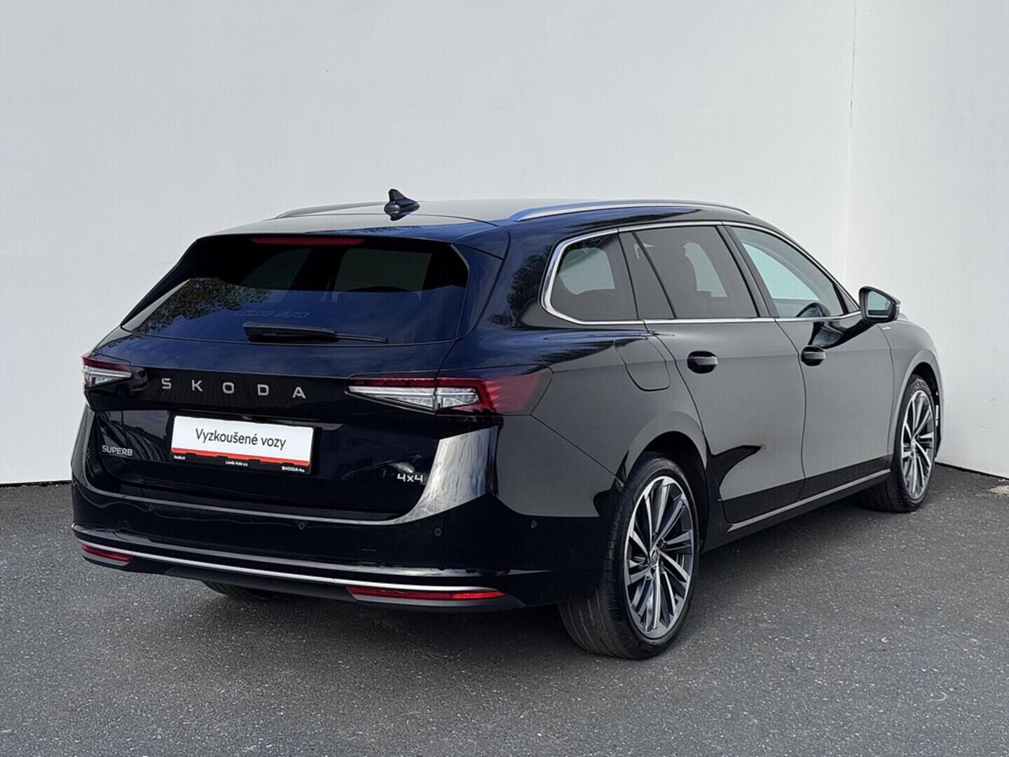 O419V07793_11.webp_SUPERB L&K 2.0 TDI 142 kW automat, DPH