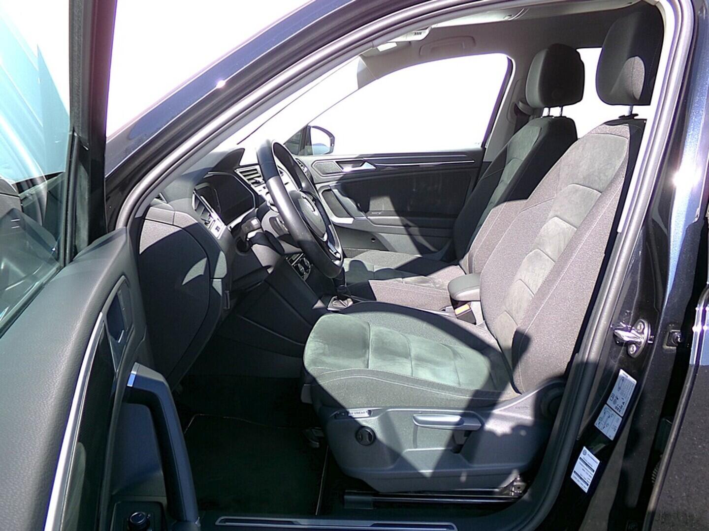 O419V07796_20.webp_TIGUAN ALLSPACE Highline 1.5 TSI 110 kW automat