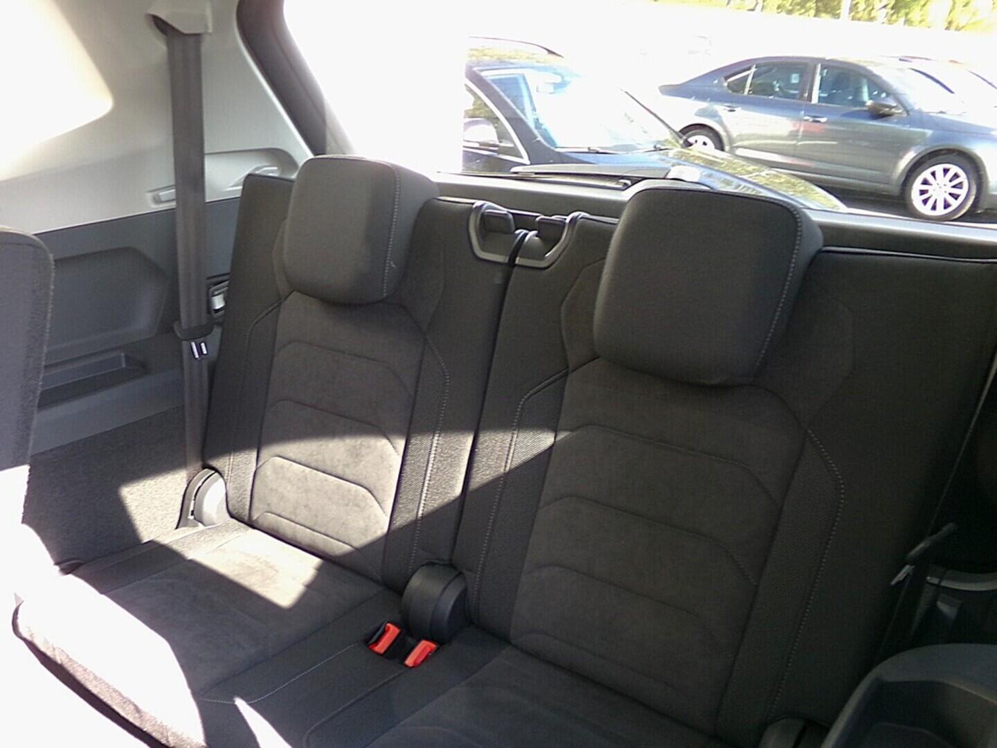 O419V07796_34.webp_TIGUAN ALLSPACE Highline 1.5 TSI 110 kW automat