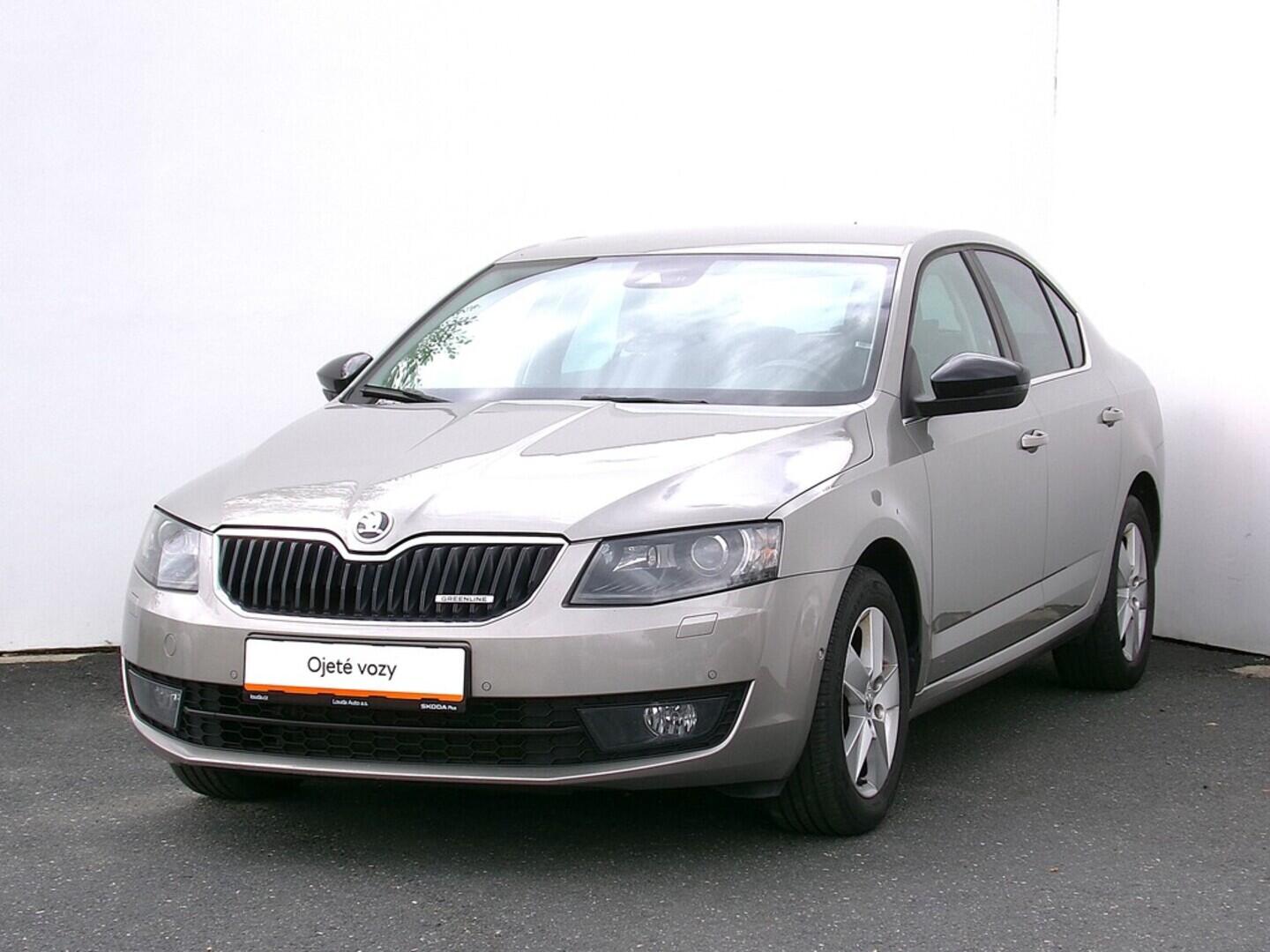 O419V07798_10.webp_OCTAVIA Green Line 1.6 TDI 81 kW manuál