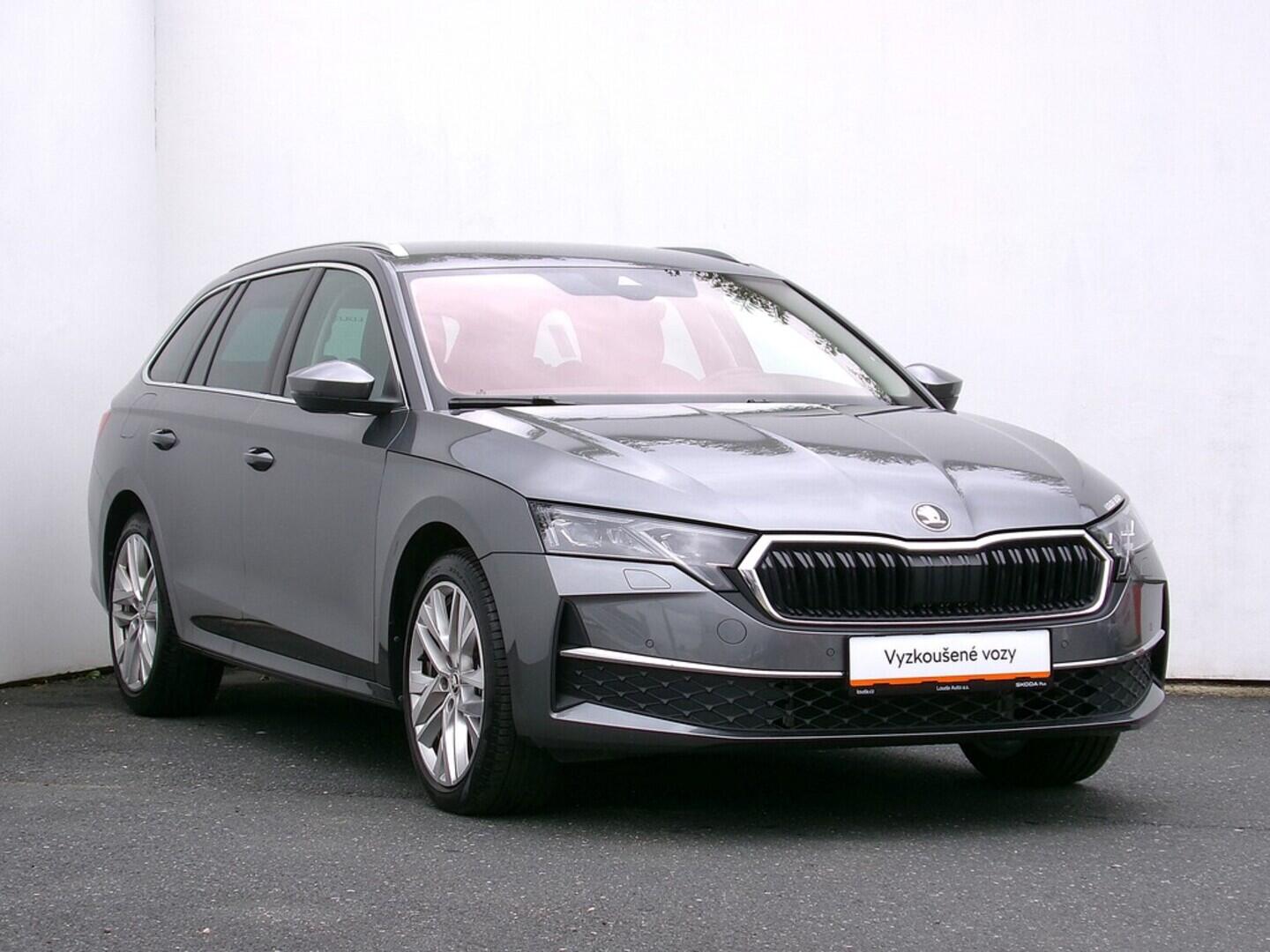 O419V07799_14.webp_OCTAVIA Selection 1.5 TSI 110 kW manuál, DPH