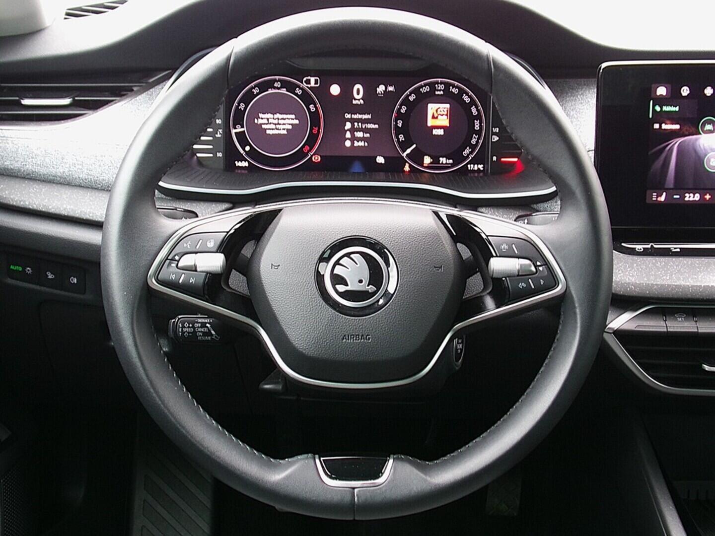 O419V07799_23.webp_OCTAVIA Selection 1.5 TSI 110 kW manuál, DPH