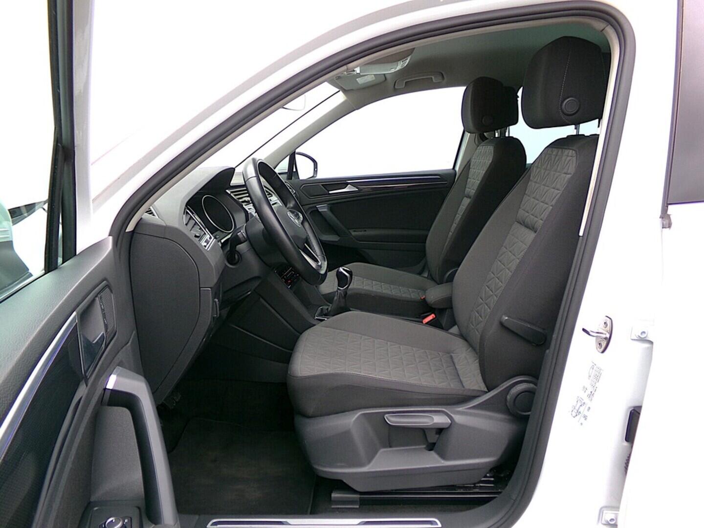 O419V07800_20.webp_TIGUAN Life 2.0 TDI 90 kW manuál