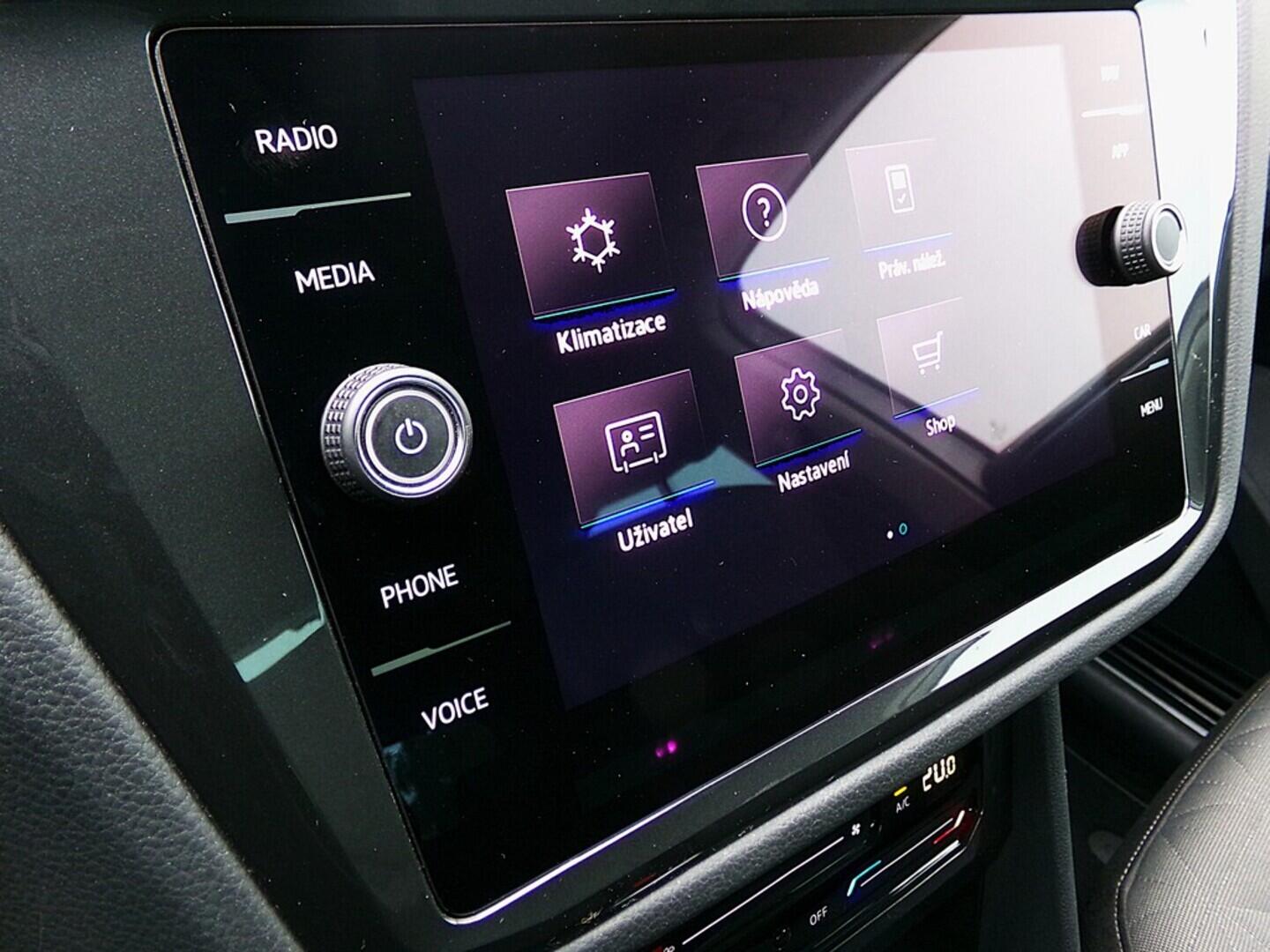 O419V07800_26.webp_TIGUAN Life 2.0 TDI 90 kW manuál