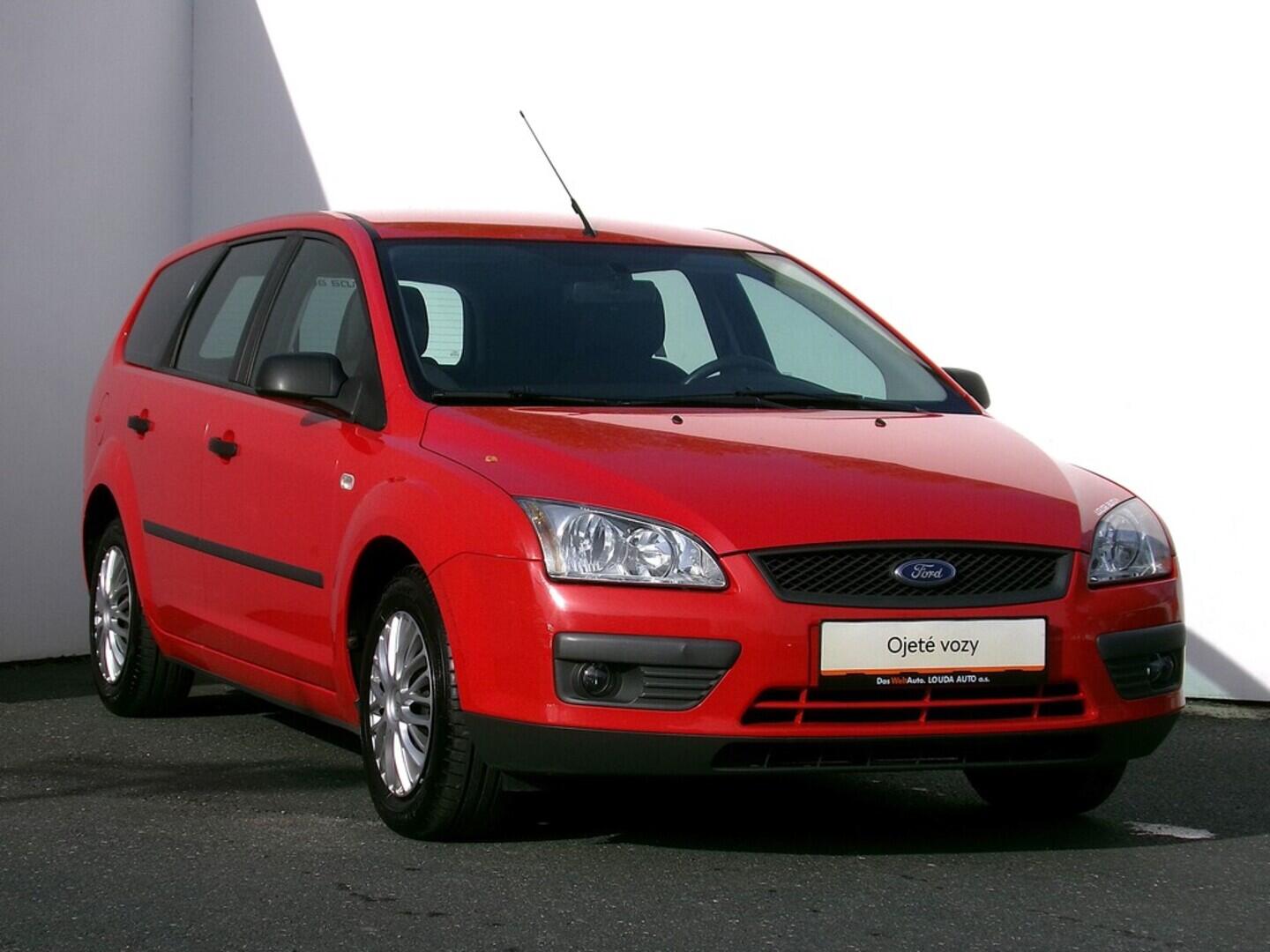 O419V07816_14.webp_FOCUS Trend 1.6  74 kW manuál