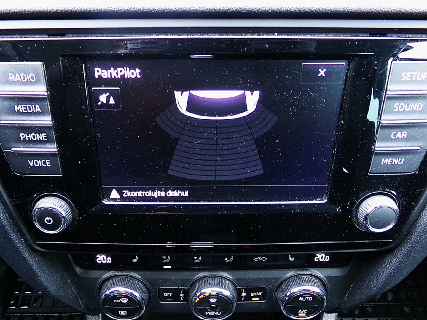O419V07823_27.webp_OCTAVIA Scout 2.0 TDI 135 kW automat