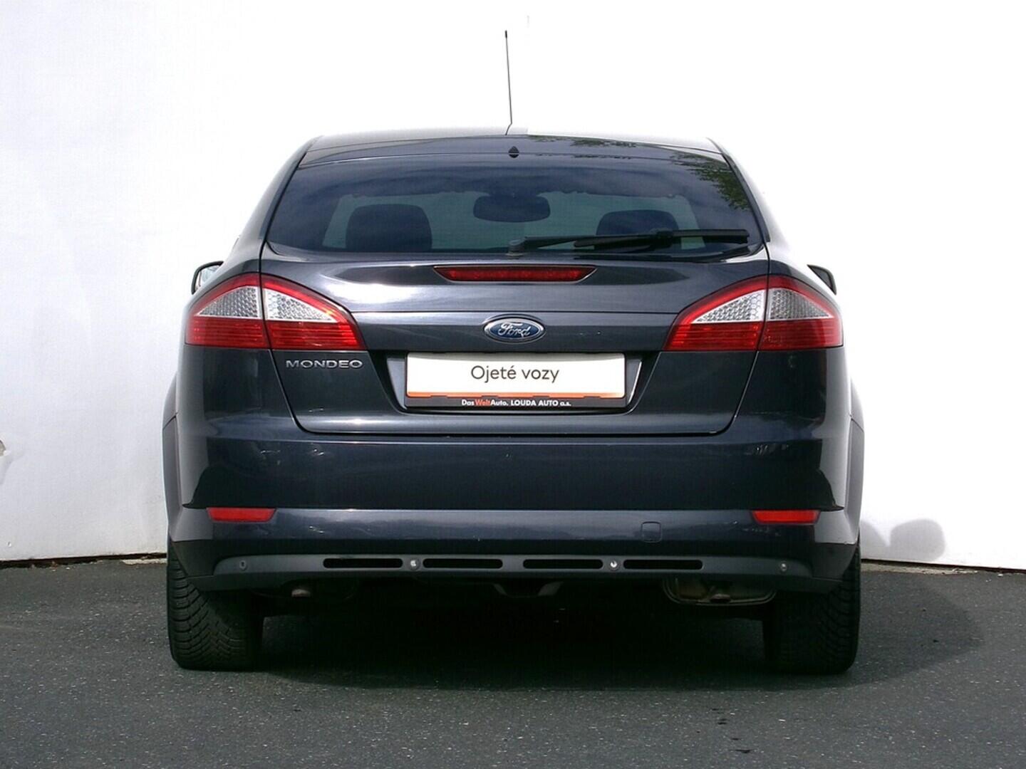 O419V07826_17.webp_MONDEO Ghia 2.3 Duratec 118 kW automat