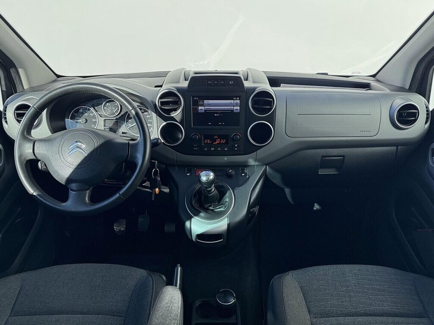 O419V07829_18.webp_BERLINGO Shine 1.6 Blue Hdi 88 kW manuál, DPH