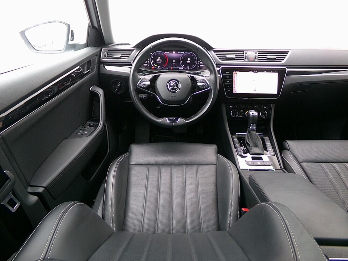 O419V07833_24.webp_SUPERB  2.0 TDI 147 kW automat, DPH