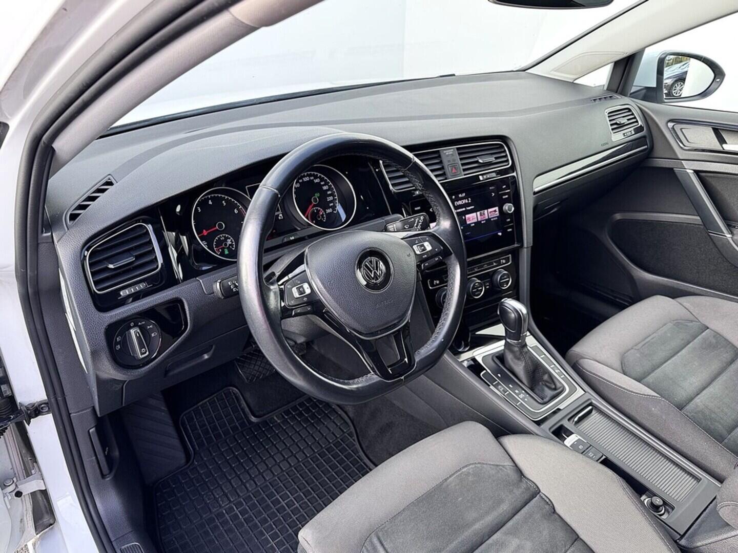 O419V07839_19.webp_GOLF Highline 1.5 TGI 96 kW automat, DPH